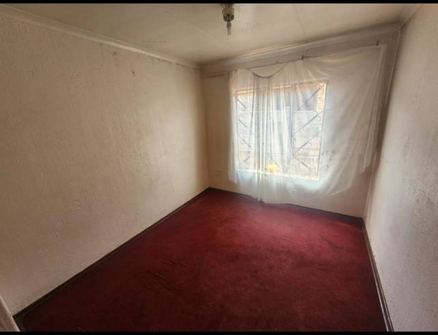 2 BEDROOM HOUSE FOR SALE IN MOHLAKENG